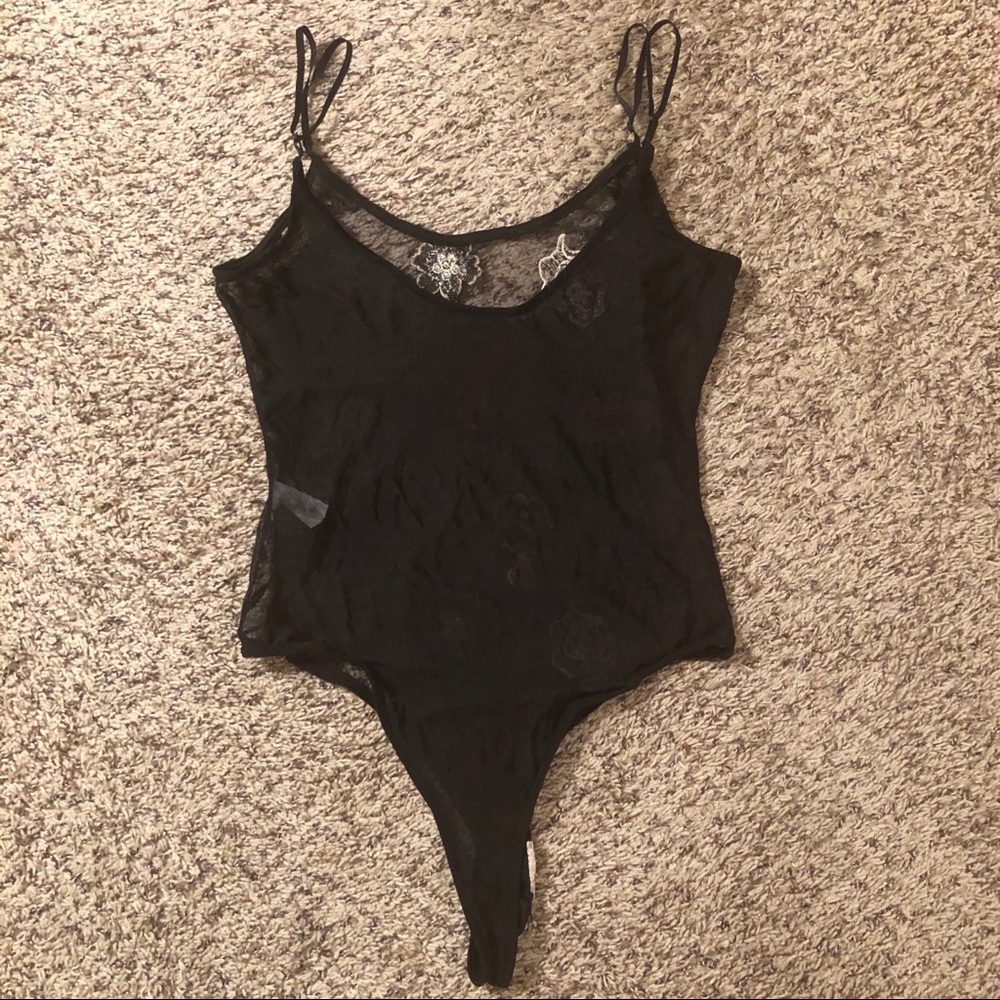 FASHION NOVA Sheer Floral Bodysuit - Picture 2 of 4
